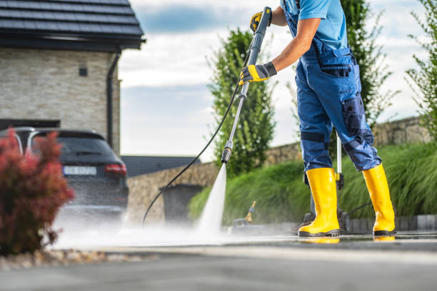 Why Choose Our Certified Pressure Washing Experts for Your Project Needs in Hudson, WI?